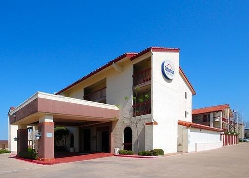 Suburban Extended Stay Dallas Exterior foto